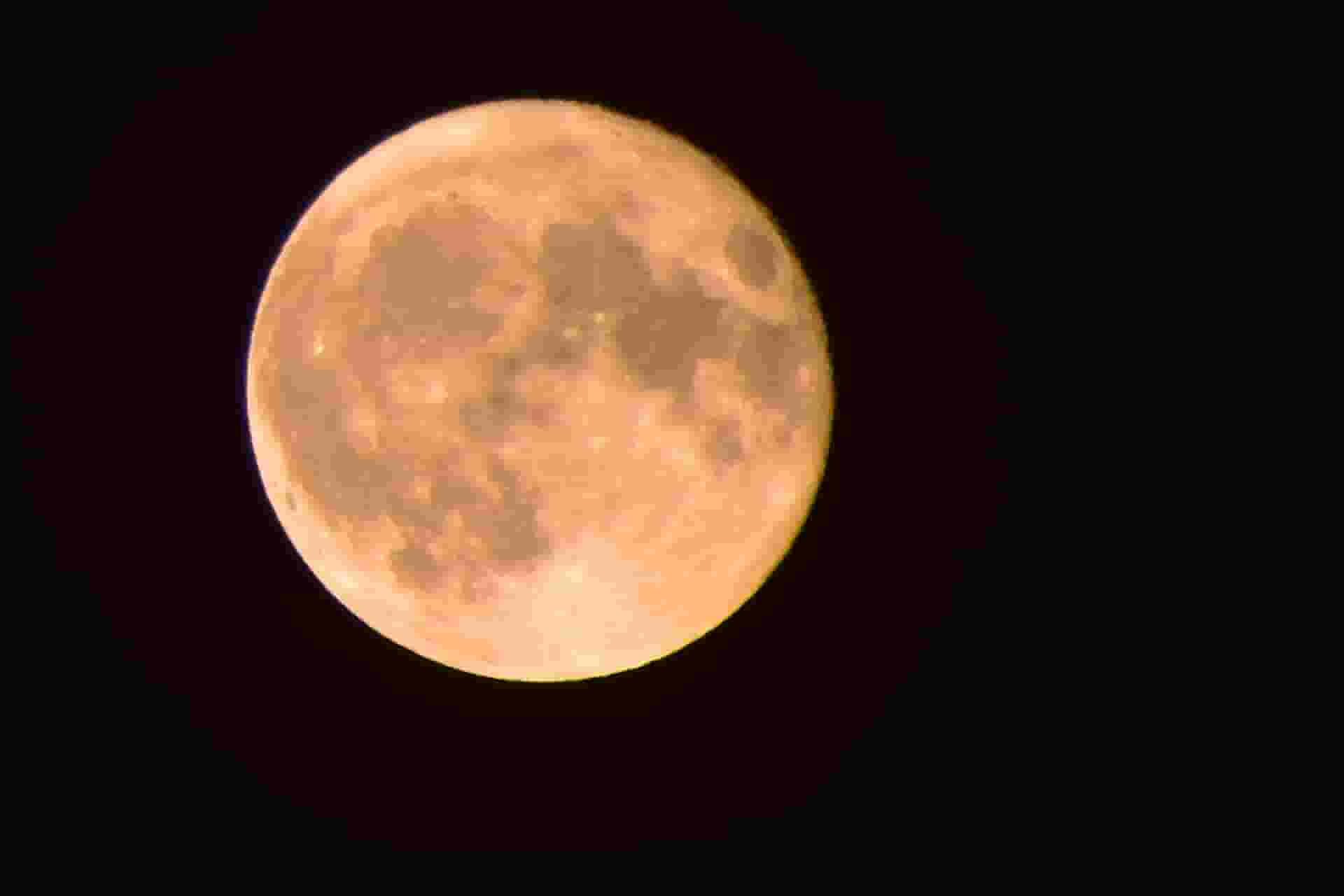 ワンピース1044話確定情報イメージ・満月の写真